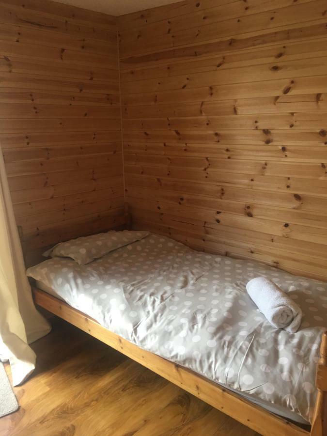 1 Lochness Rooms&Hostel Drumnadrochit Ngoại thất bức ảnh