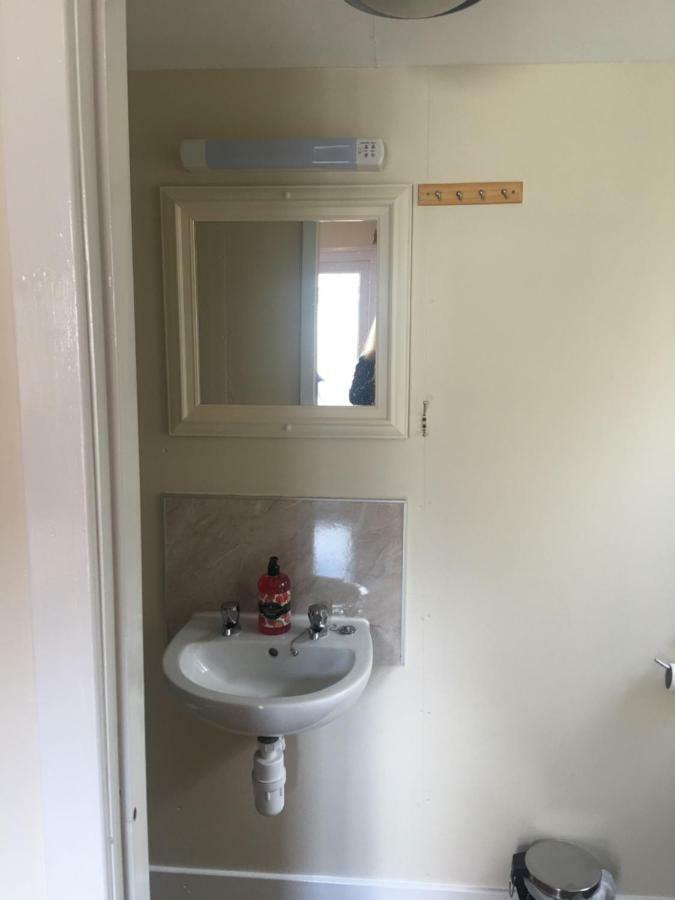 1 Lochness Rooms&Hostel Drumnadrochit Ngoại thất bức ảnh